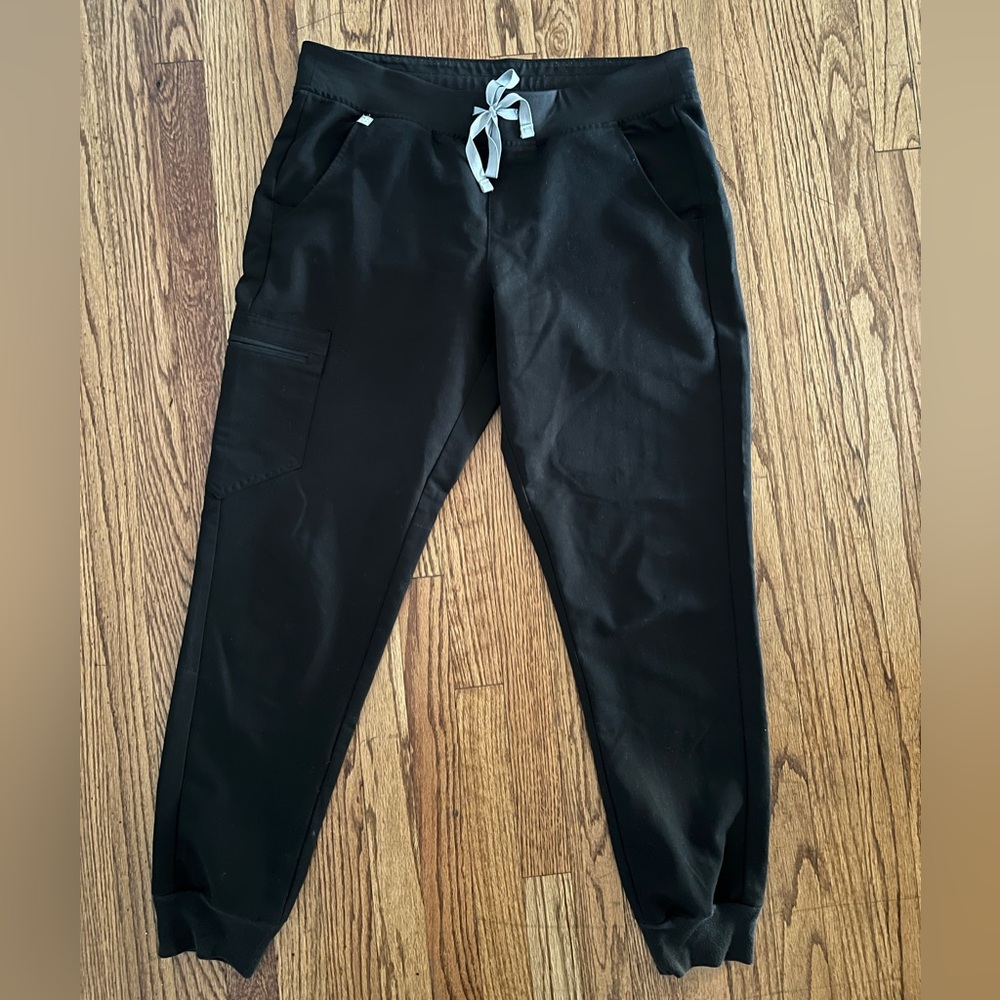 FIGS Women’s Black Medium Zamora Jogger Scrub Pants